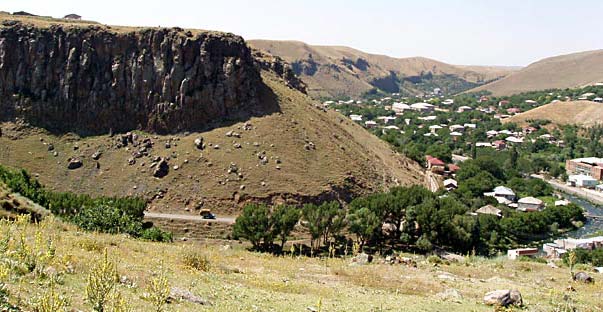 Bjni, vu de la forteresse