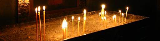 Ketcharis, bougies dans la cathédrale