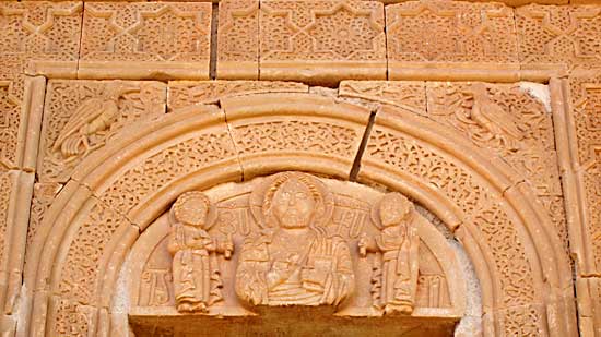 Noravank, portail ouest église de la Mère de Dieu Noravank, portail ouest église de la Mère de Dieu