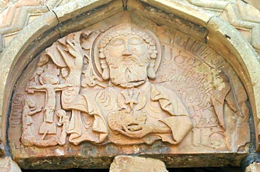 Noravank, église St Jean Baptiste, tympan du gavit Noravank, église St Jean Baptiste, tympan du gavit