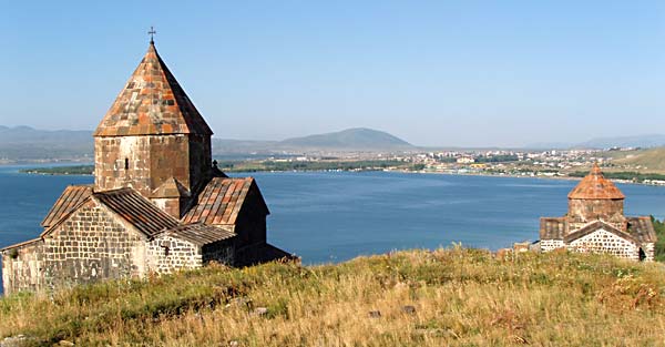 Sevan, les deux églises