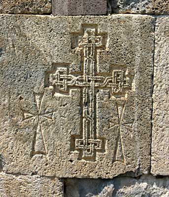 Tatev, une croix, église de la Mère de Dieu Tatev, une croix, église de la Mère de Dieu