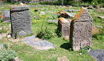 Vardénik, ancien cimetière