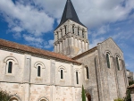 Vue d'ensemble de l'abbatiale côté sud