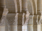 Saintes (17), Saint-Eutrope, chapiteaux de la nef côté nord